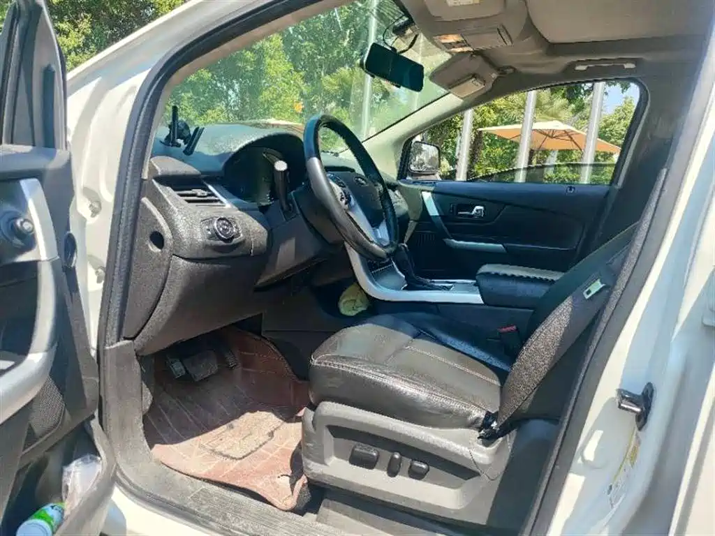 Edge (Import) 2.0 T Elite Sharp Sunroof