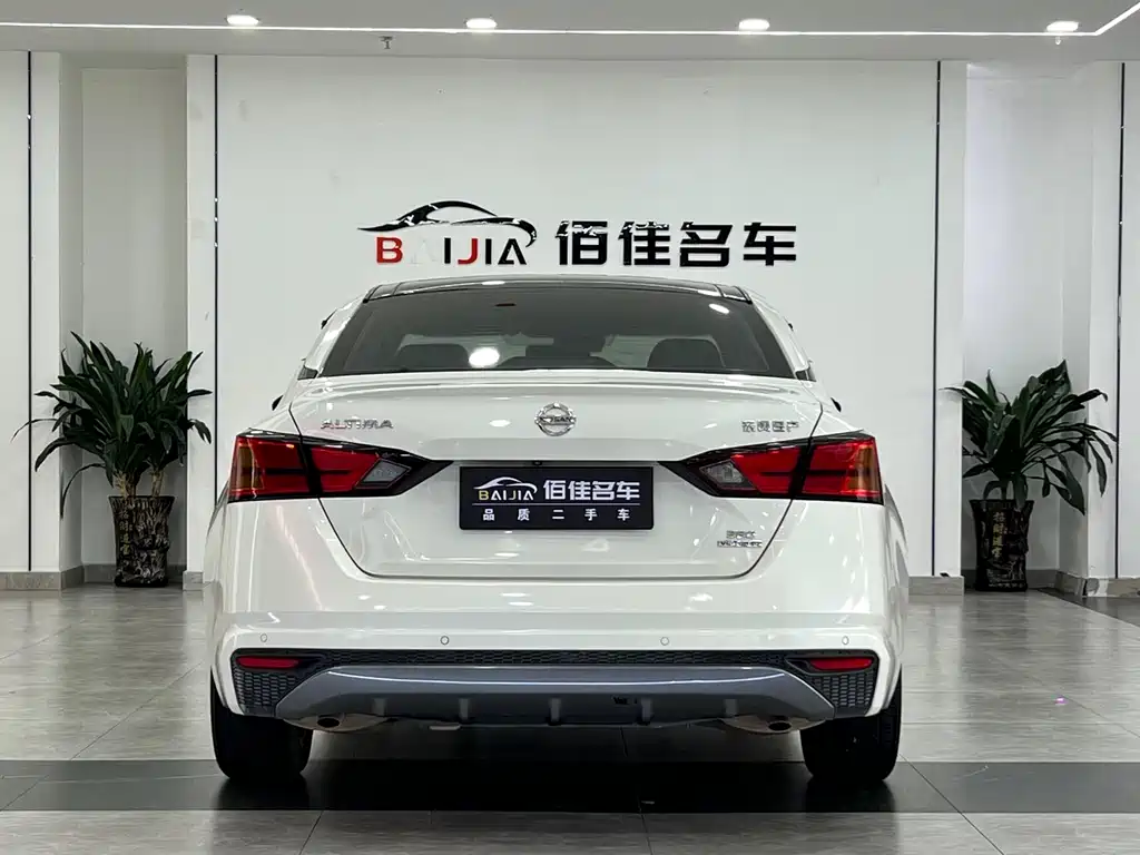 Teana 2.0 T XL Smart Progress