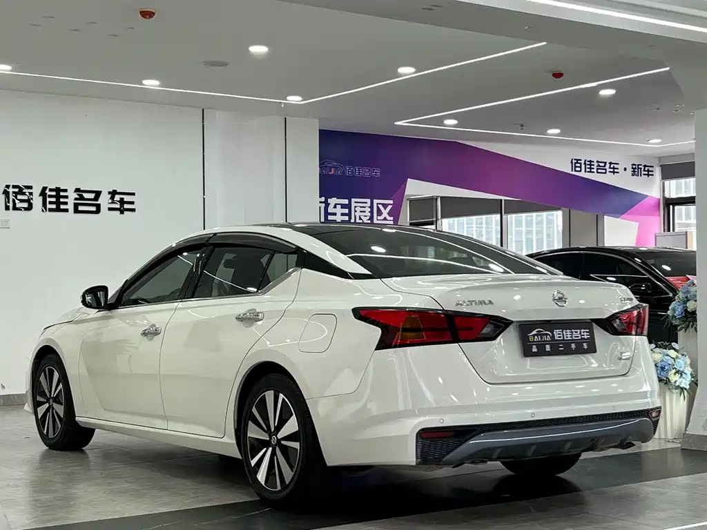 Teana 2.0 T XL Smart Progress