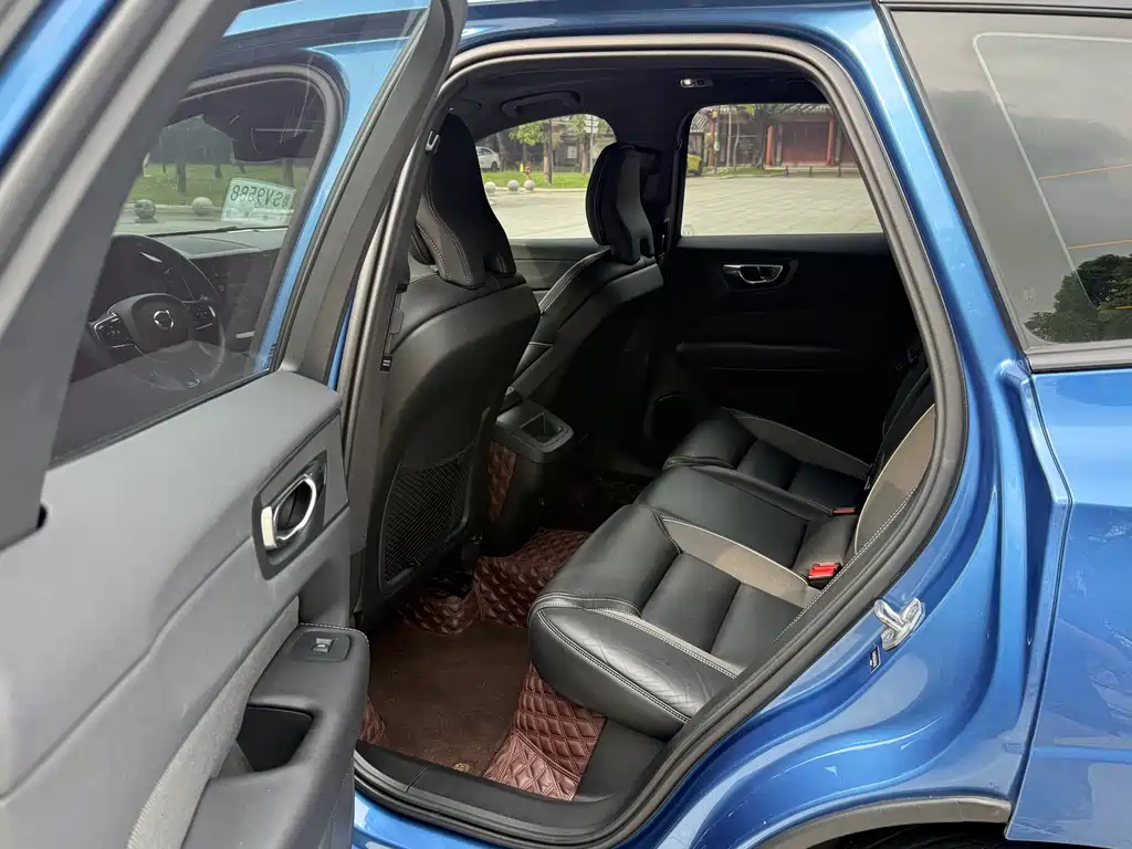 Volvo XC60 T5 4 WD Smart Vision Sport