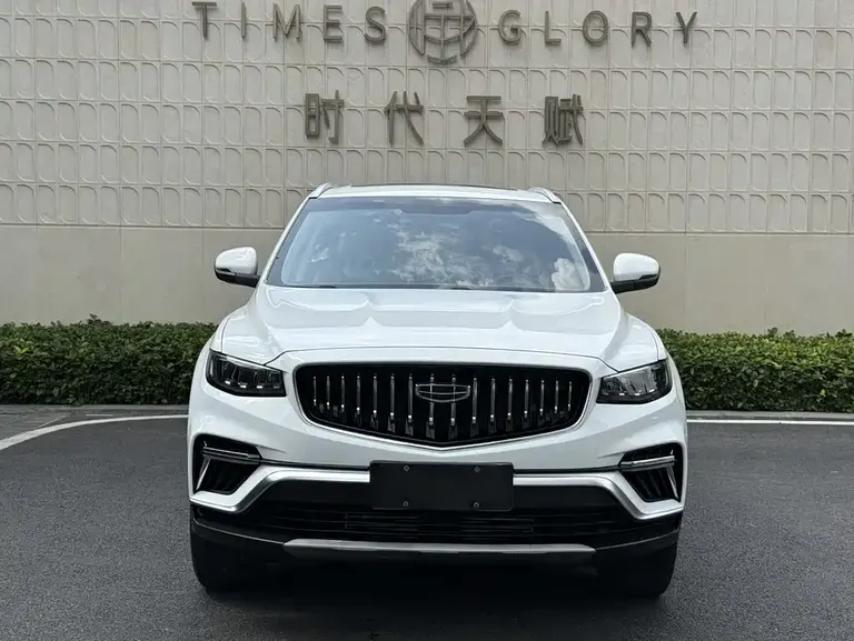 Geely Boyue 1.8 TD DCT Smart Grace