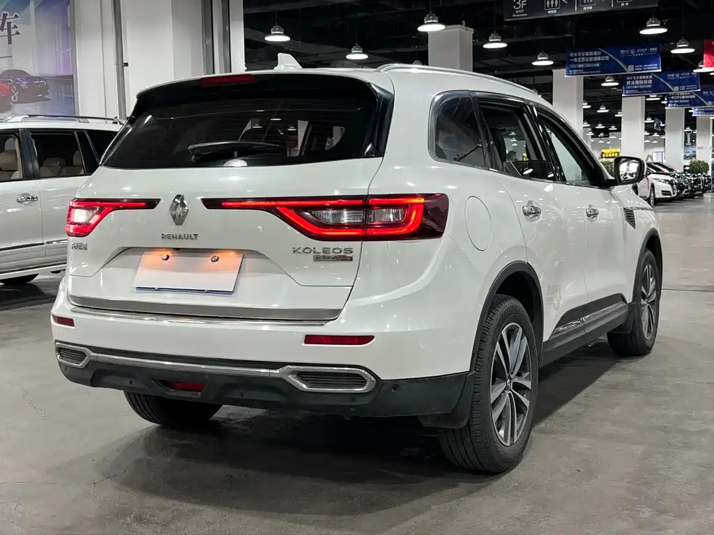 Koleos 2.5 L 4 WD Supreme