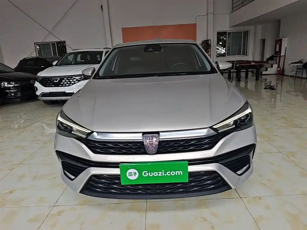 Roewe i5 1.5 L CVT Stellar