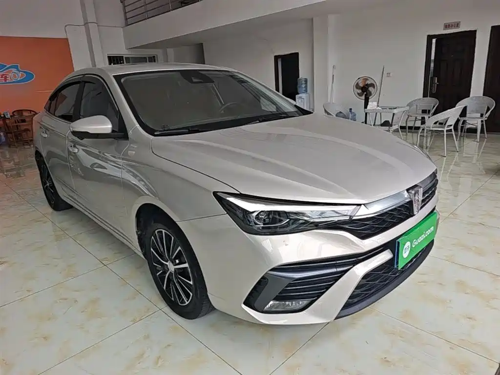 Roewe i5 1.5 L CVT Stellar