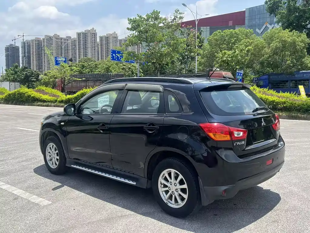 ASX 2.0 L CVT 2 WD Elite