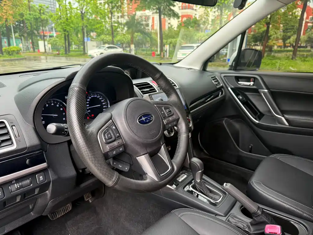 Forester 森林人 2018款 2.5 i 豪华导航版EyeSight