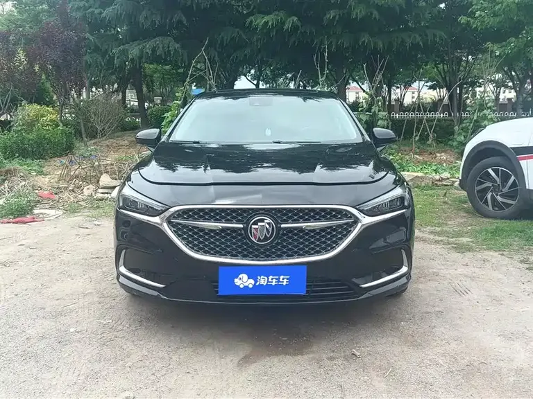 Buick LaCrosse Avenir Avenir Early Enjoyment