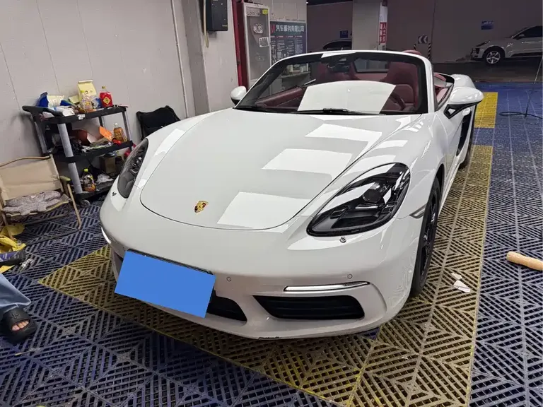 Porsche 718 Boxster 2.0 T