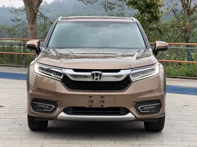 Honda Avancier 370 TURBO 4 WD Premium