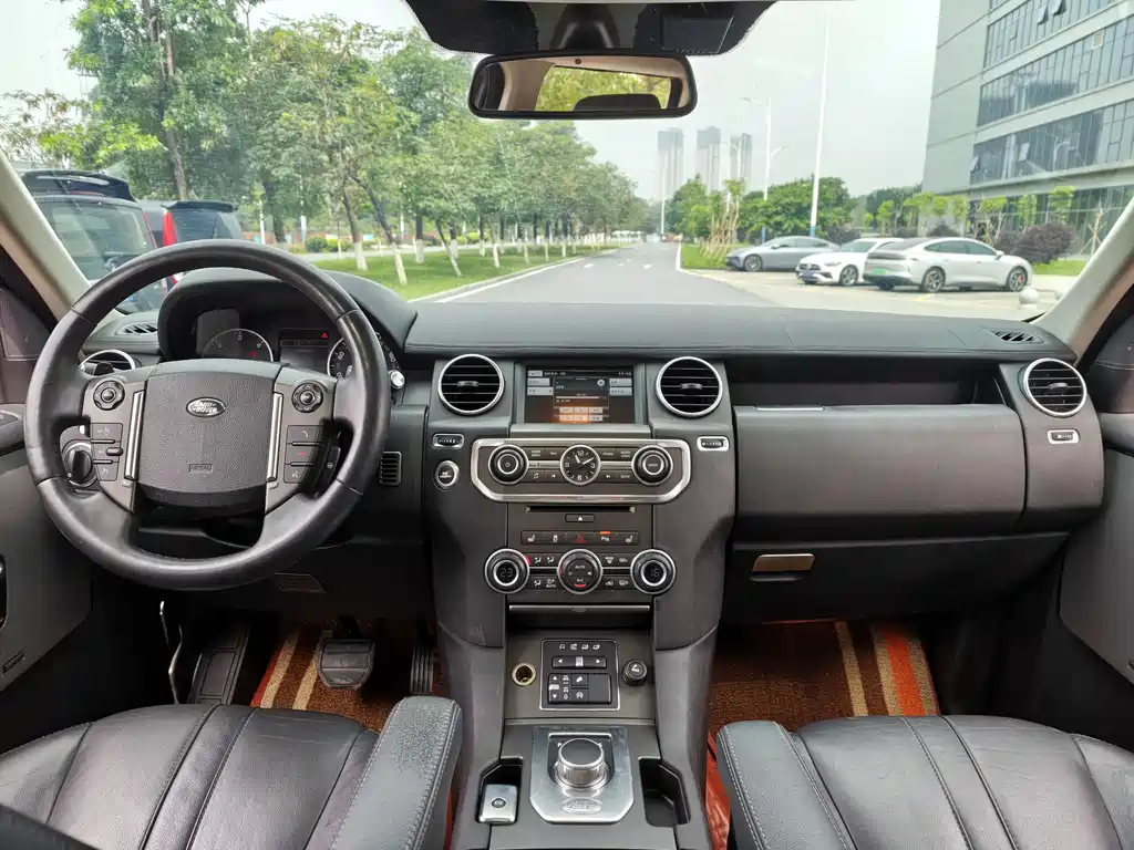 Discovery 3.0 SDV6 HSE Diesel