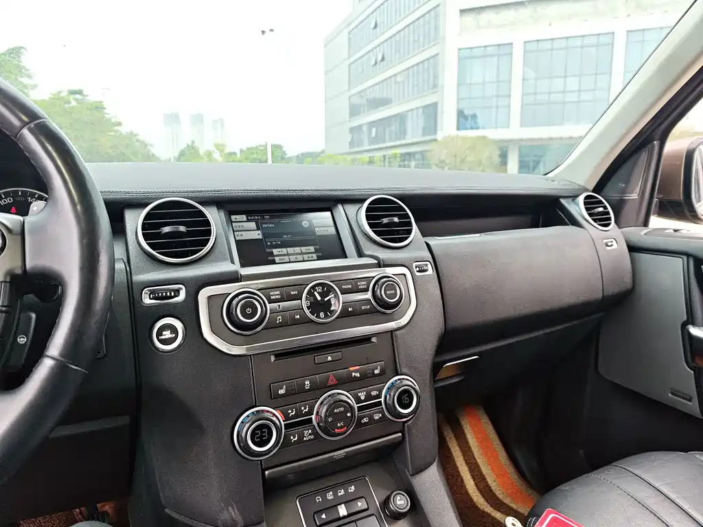 Discovery 3.0 SDV6 HSE Diesel