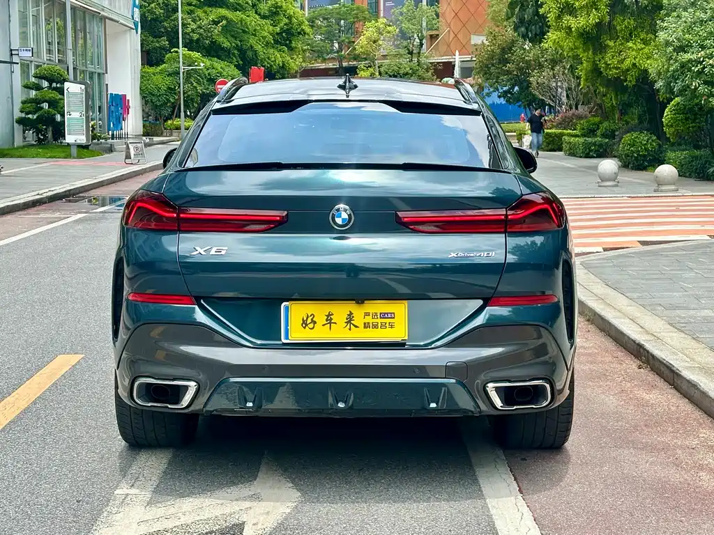 BMW X6 xDrive40 i M Sport Package