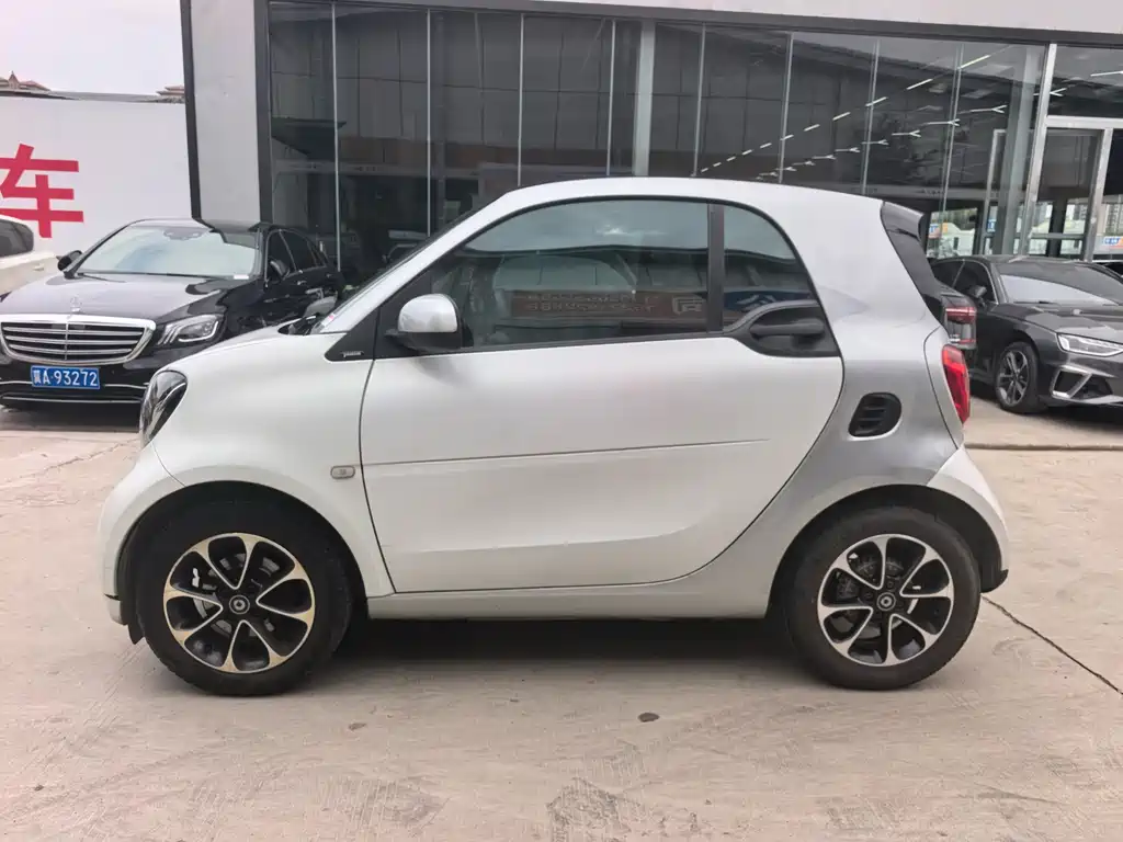 smart fortwo 1.0 L 52 kW Hardtop Passion