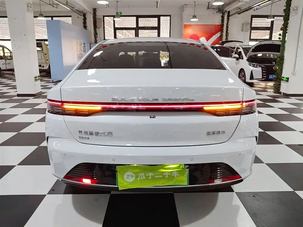 Destroyer 05 Glory DM-i 55 KM Luxury