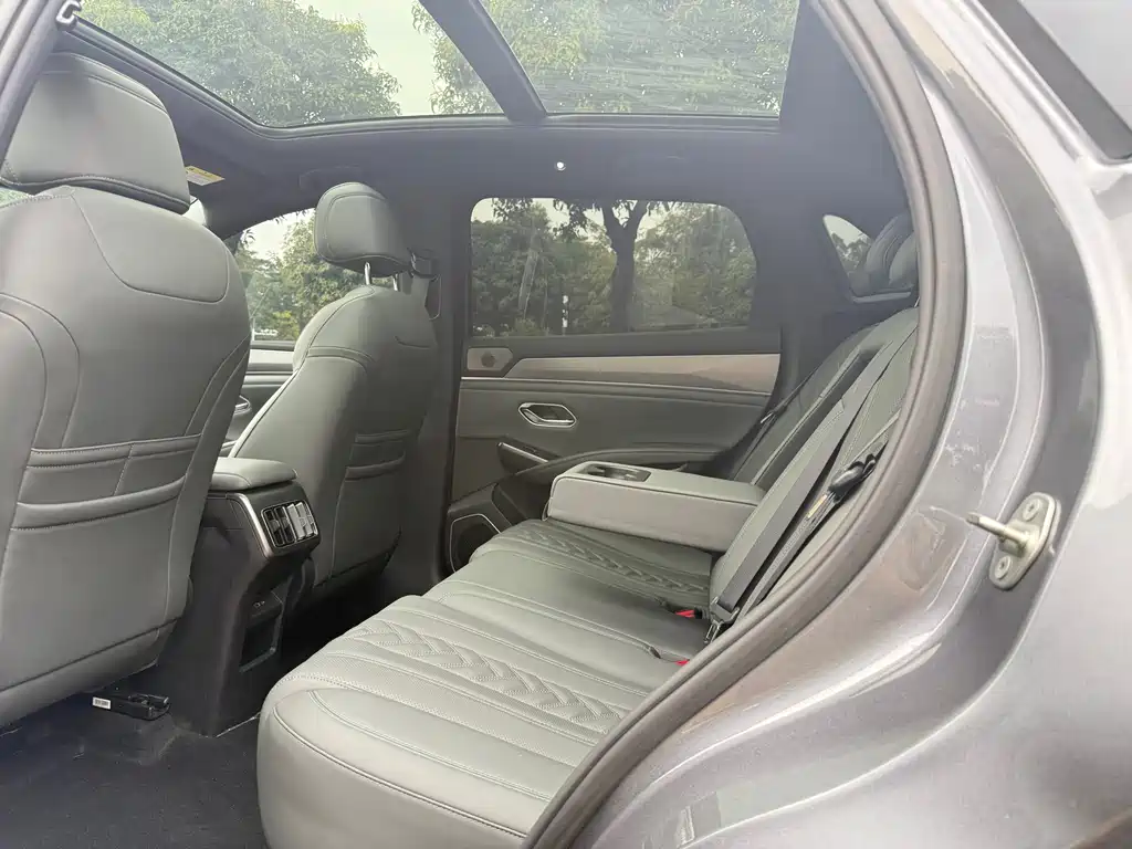 Song L DM-i Smart Drive 160 km Transcend