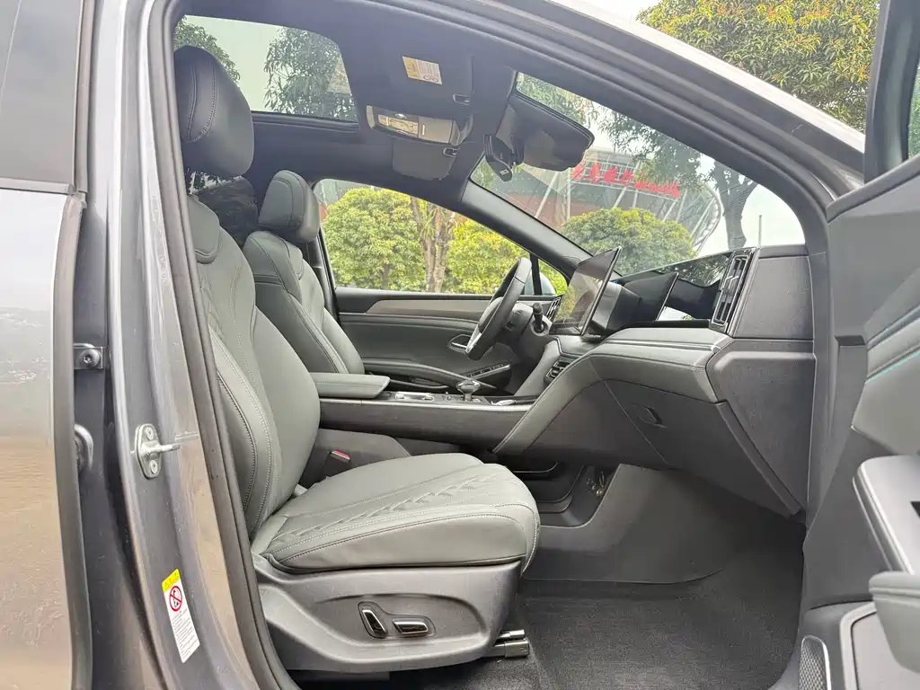 Song L DM-i Smart Drive 160 km Transcend