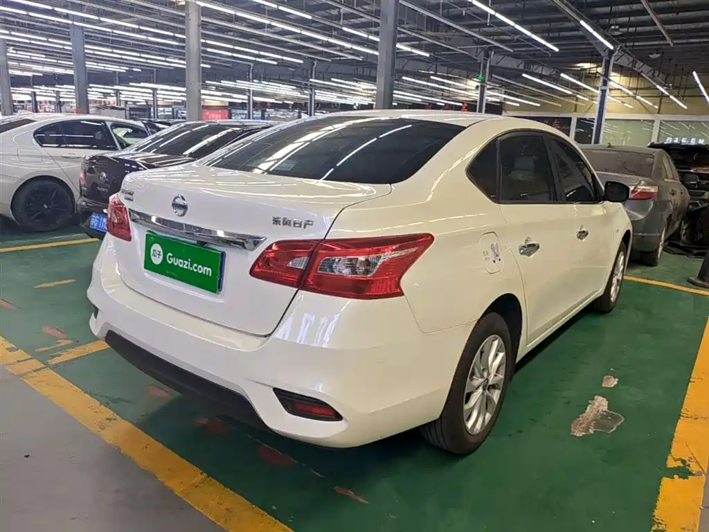 Sylphy Facelift III Classic 1.6 XE CVT Comfort
