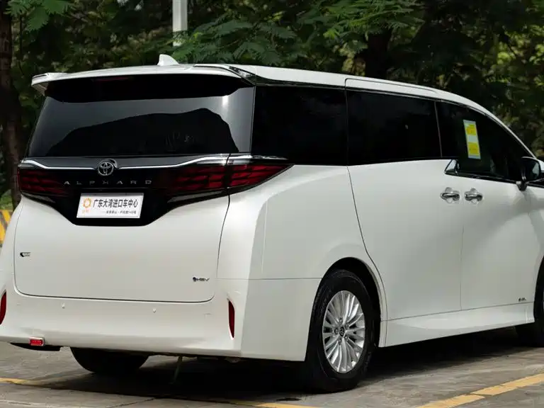 Alphard 埃尔法 2026款 2.5 L 自动