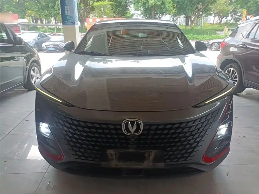 Changan UNI-T 1.5 T Distinguished