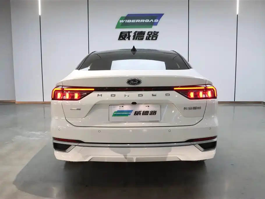 Mondeo EcoBoost 245 Luxury