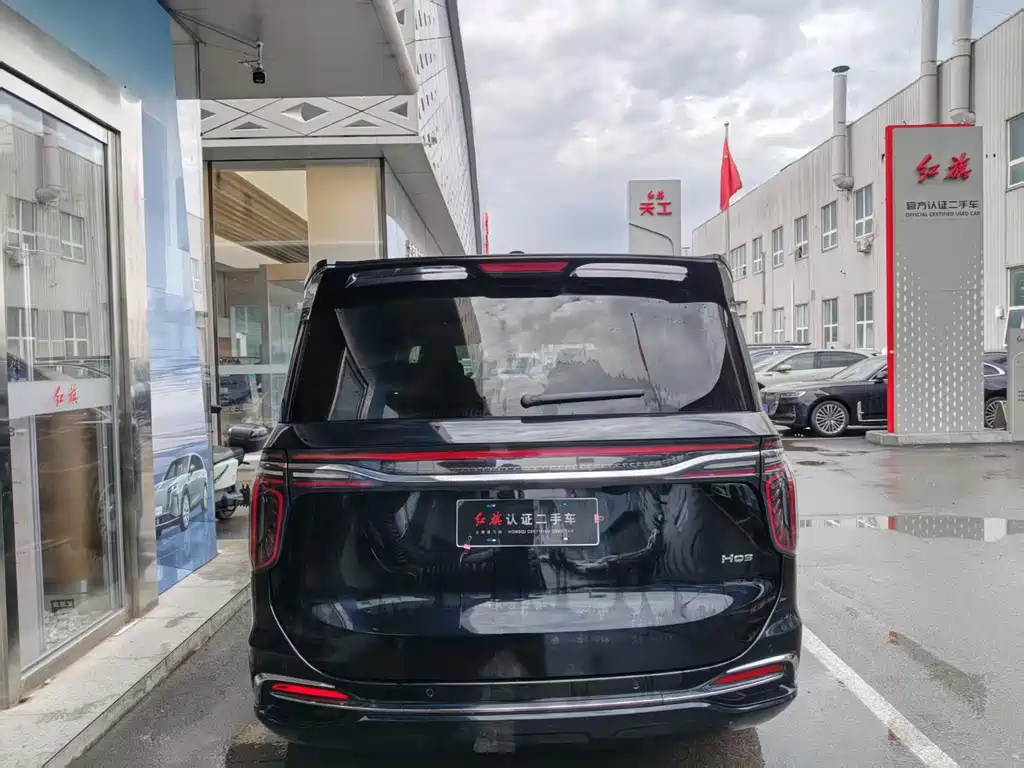 Hongqi HQ9 2.0 T Connected Flagship
