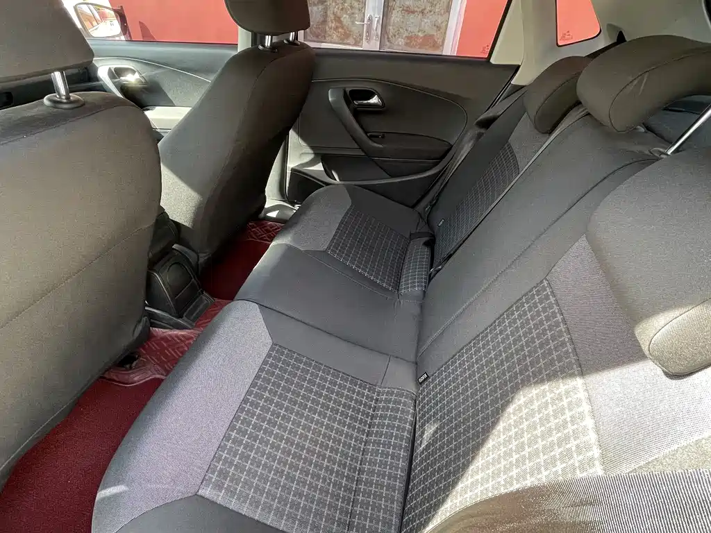 Polo 1.6 L Auto Comfort