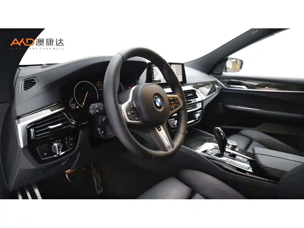 BMW 6 Series GT 宝马6系GT2019款 630 i M运动套装