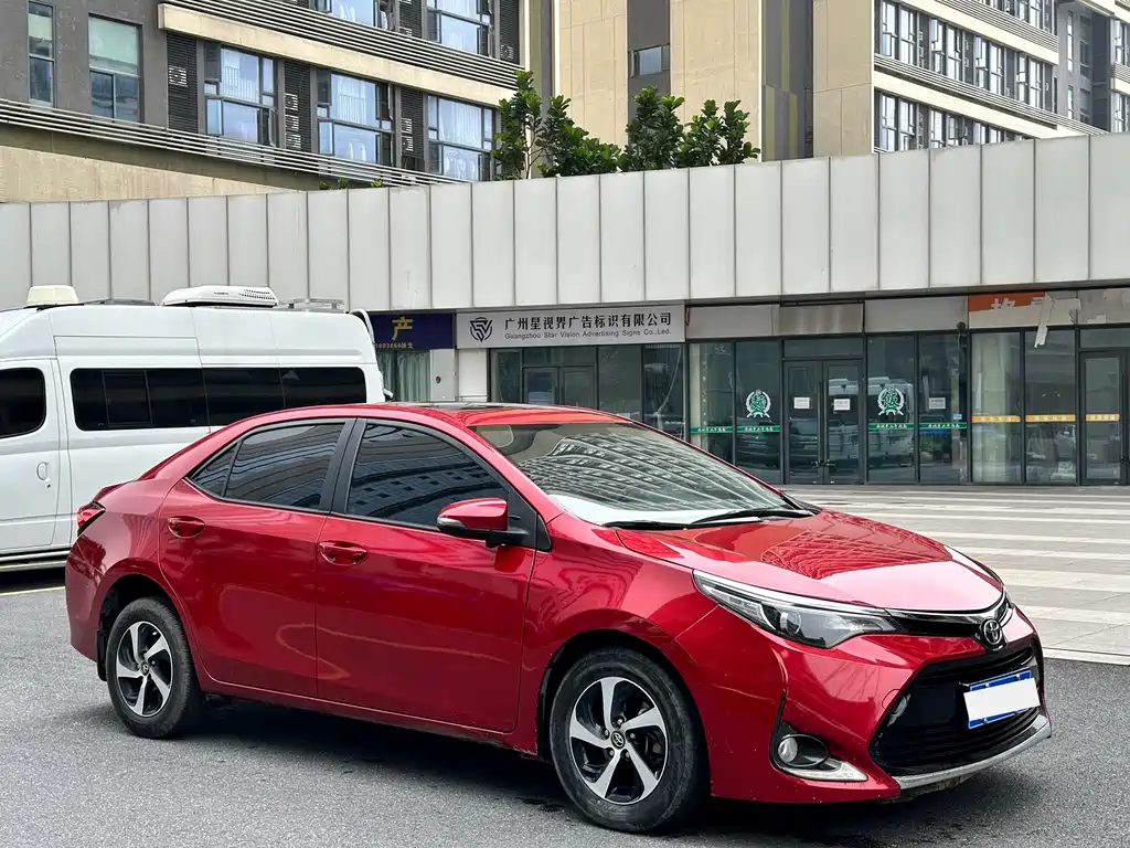 Levin Facelift 185 T CVT Elite CN-V