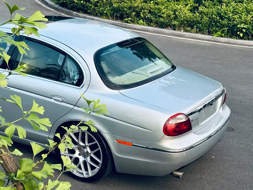 Jaguar S-TYPE 3.0