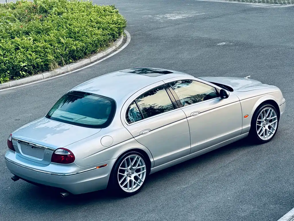 Jaguar S-TYPE 3.0