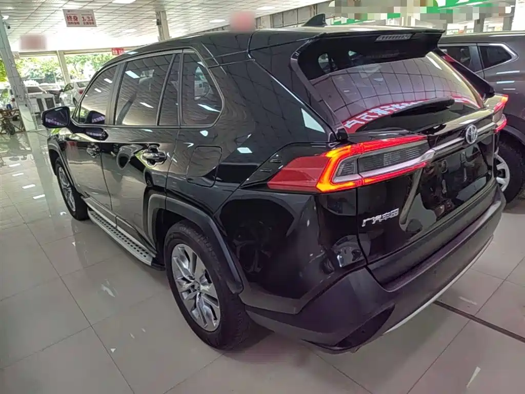 Wildlander 2.0 L CVT 2 WD Luxury PLUS