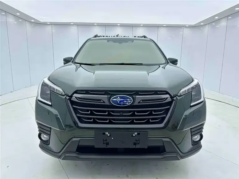 Subaru Forester 2.0 i AWD Luxury EyeSight