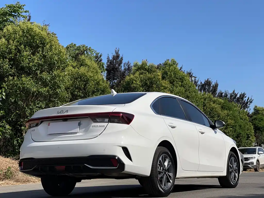 Kia K3 1.5 L CVT Comfort Enjoyment