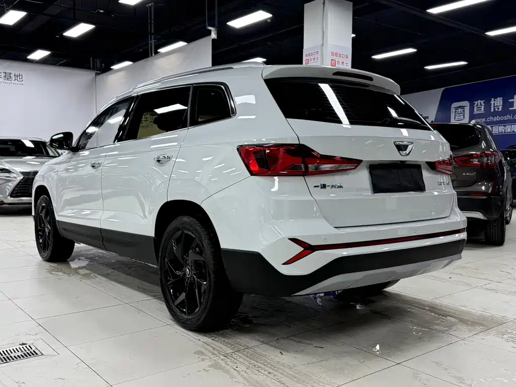 Jetta VS7 280 TSI Auto Joy