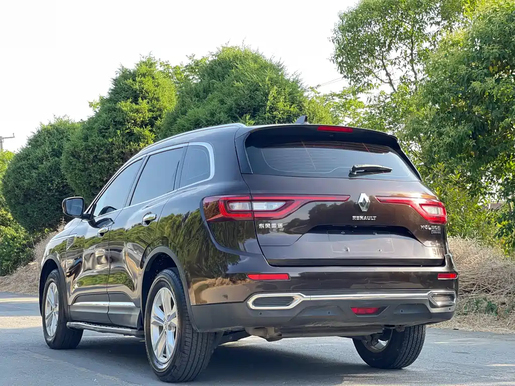 Koleos 2.0 L 2 WD Luxury