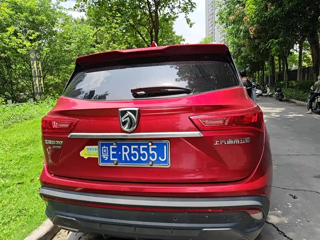 Baojun 530 1.5 T Manual Distinguished CN-V