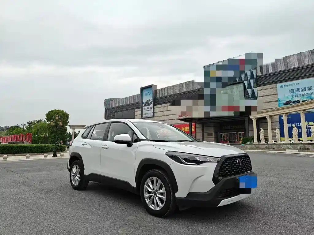 Corolla Cross 2.0 L Pioneer