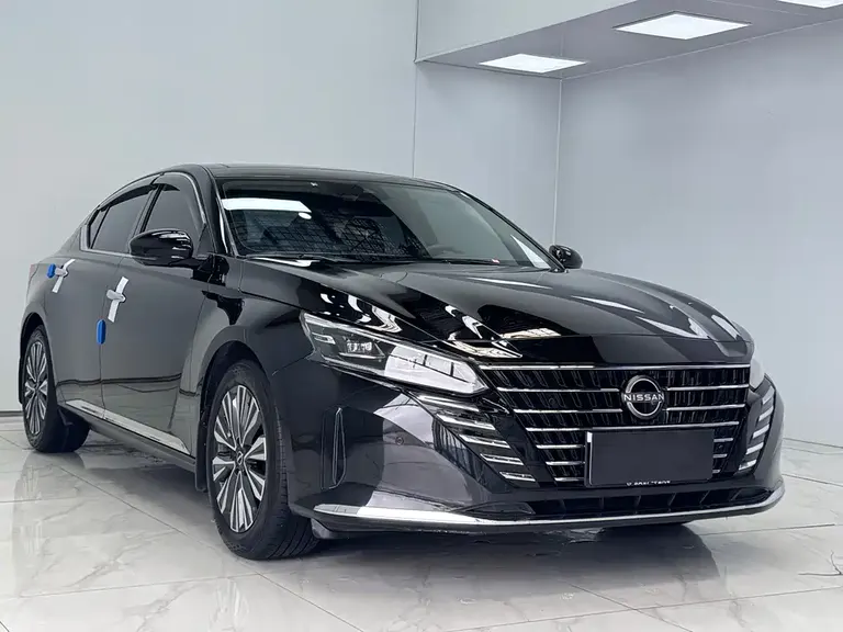 Nissan Teana 2.0 L XL-Upr Enjoyment