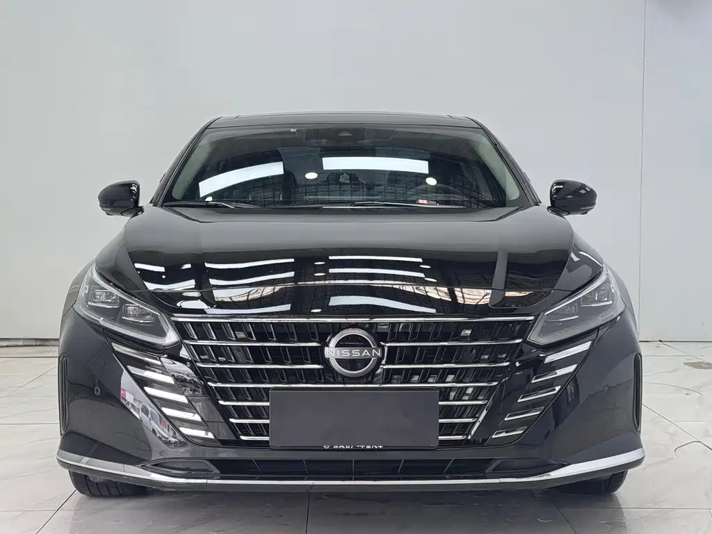 Teana 2.0 L XL-Upr Enjoyment