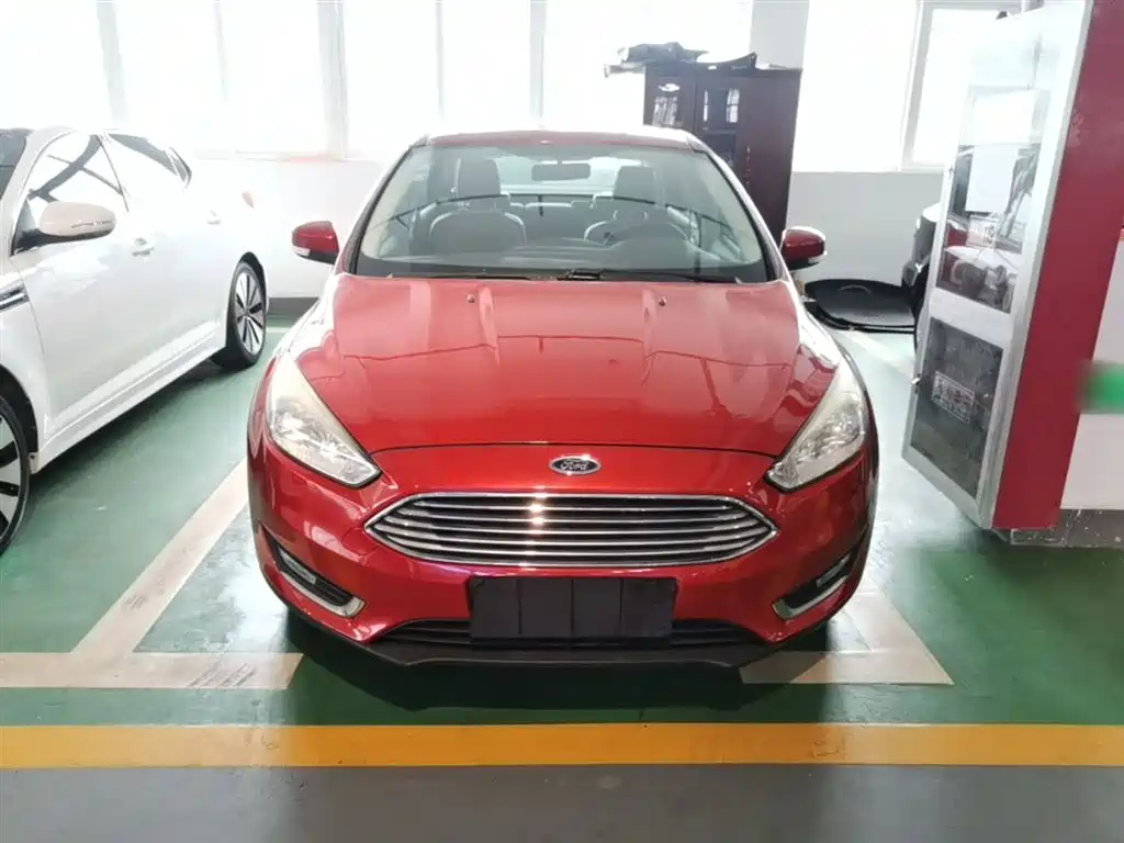 Focus Sedan 1.6 L Auto Style