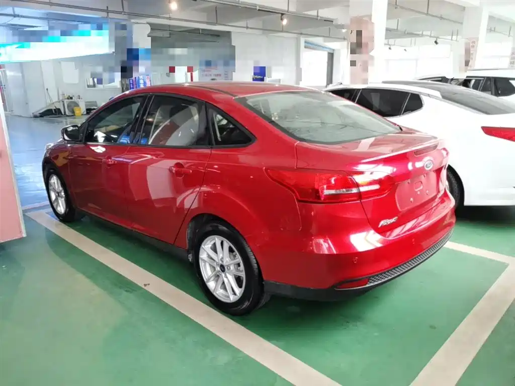 Focus Sedan 1.6 L Auto Style