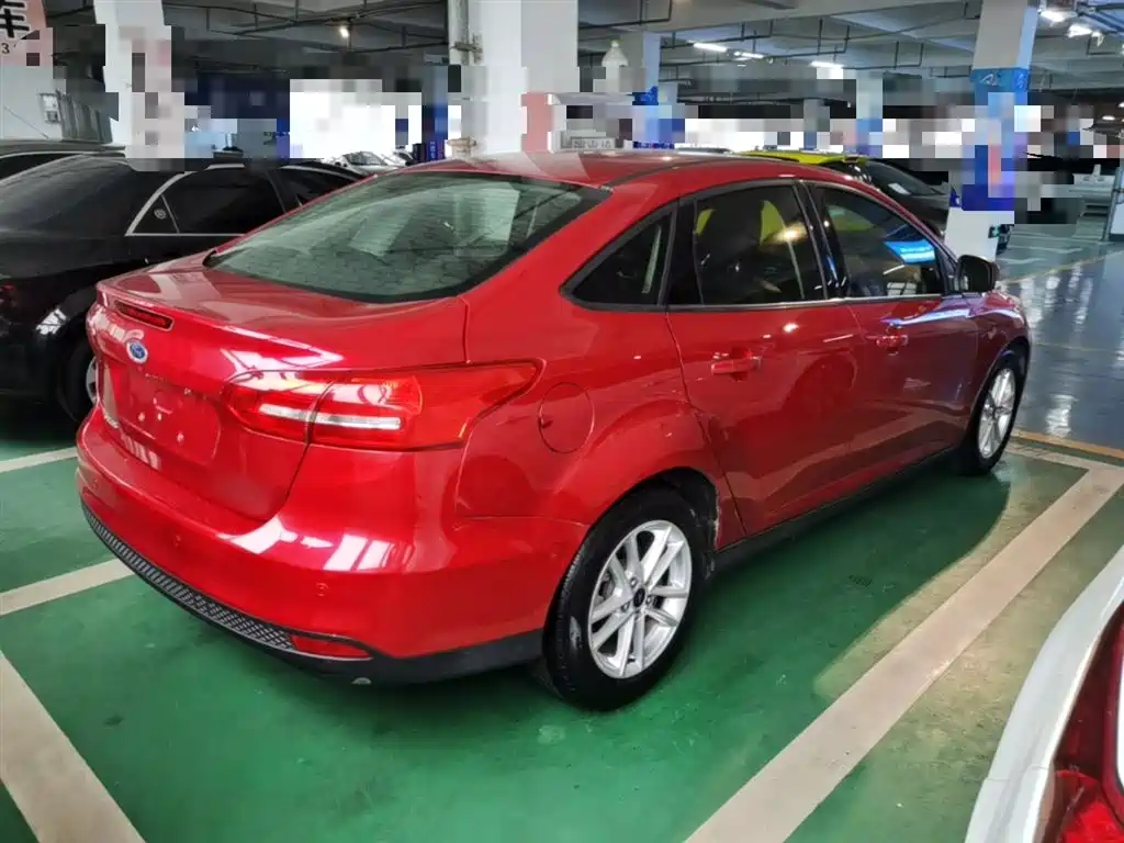 Focus Sedan 1.6 L Auto Style