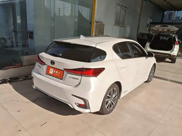 Lexus CT CT200 h Comfort Mono CN-V
