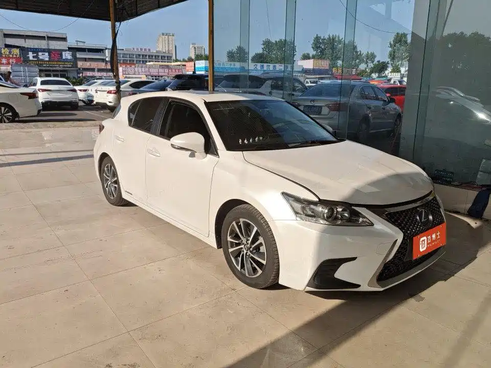 Lexus CT CT200 h Comfort Mono CN-V