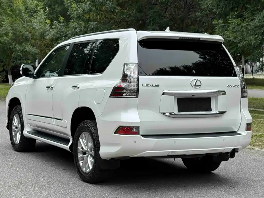 Lexus GX 400 Distinguished