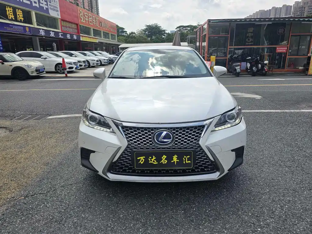 Lexus CT CT200 h Elite Mono CN-V