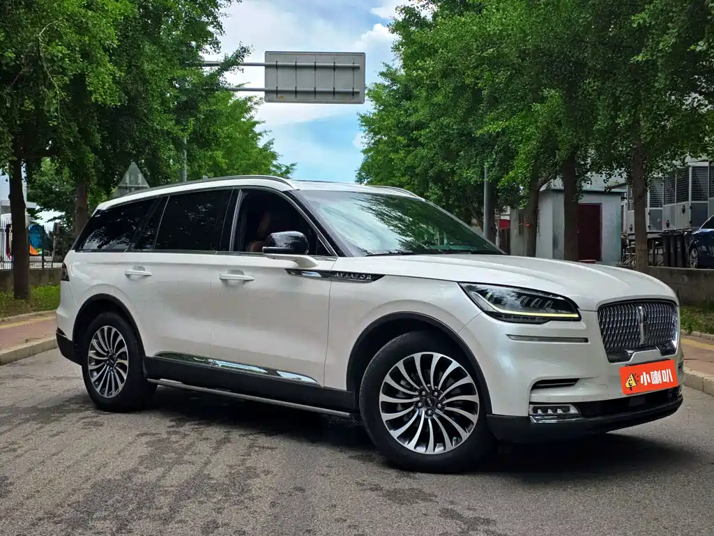 Aviator 飞行家 2023款 3.0 T V6 四驱尊雅巡航版 七座