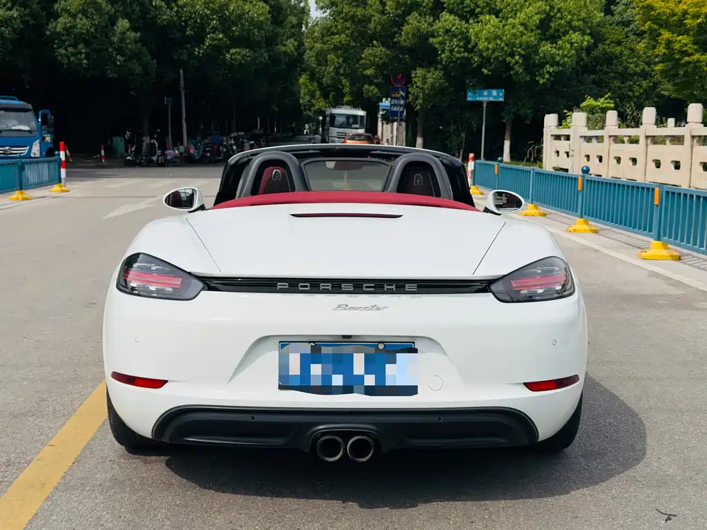 Porsche 718 Boxster 2.0 T