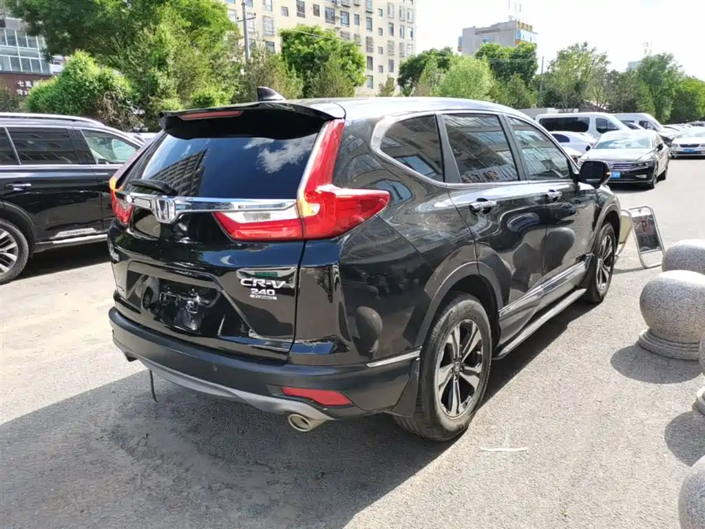Honda CR-V 本田CR-V 2019款 耀目版plus 240 TURBO CVT四驱豪华版 国VI