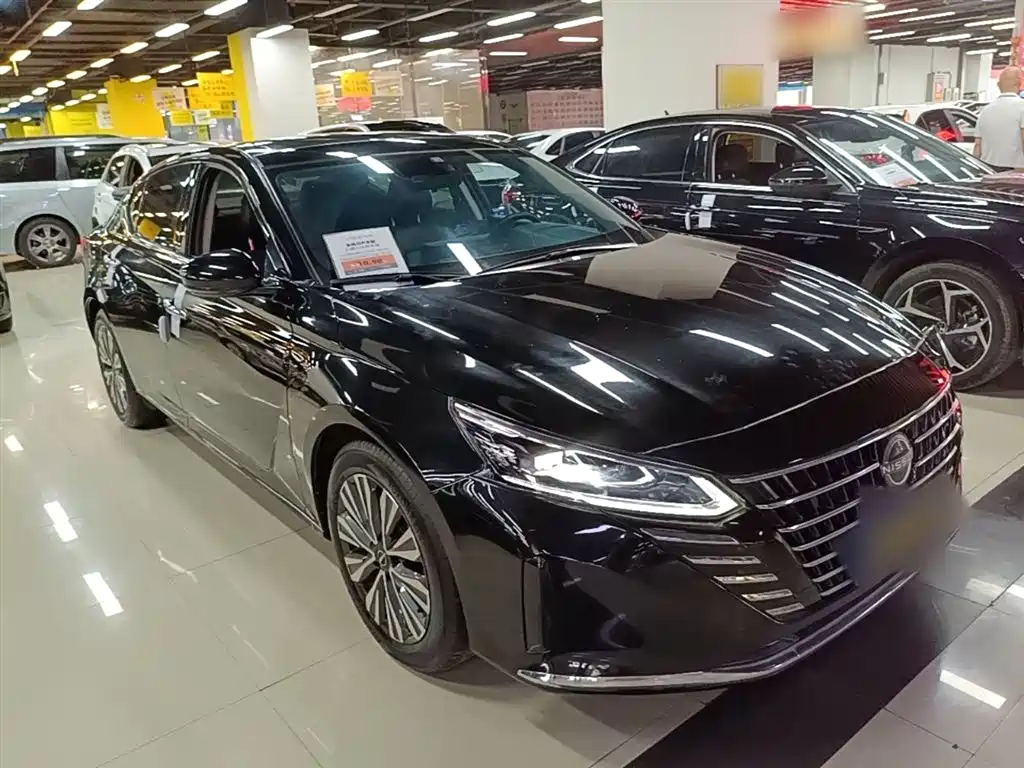 Teana 2.0 L XL-TLS Joy